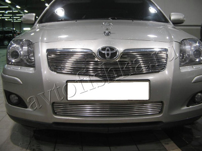 Toyota Avensis (06-09) накладка на решетку радиатора